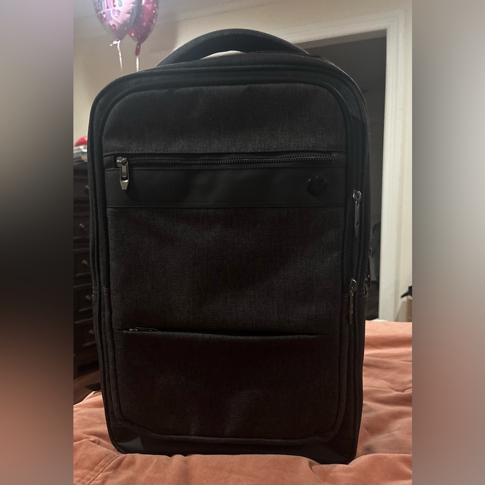 Brand New Genuine HP Executive 15.6" Notebook Laptop Travel Backpack Black